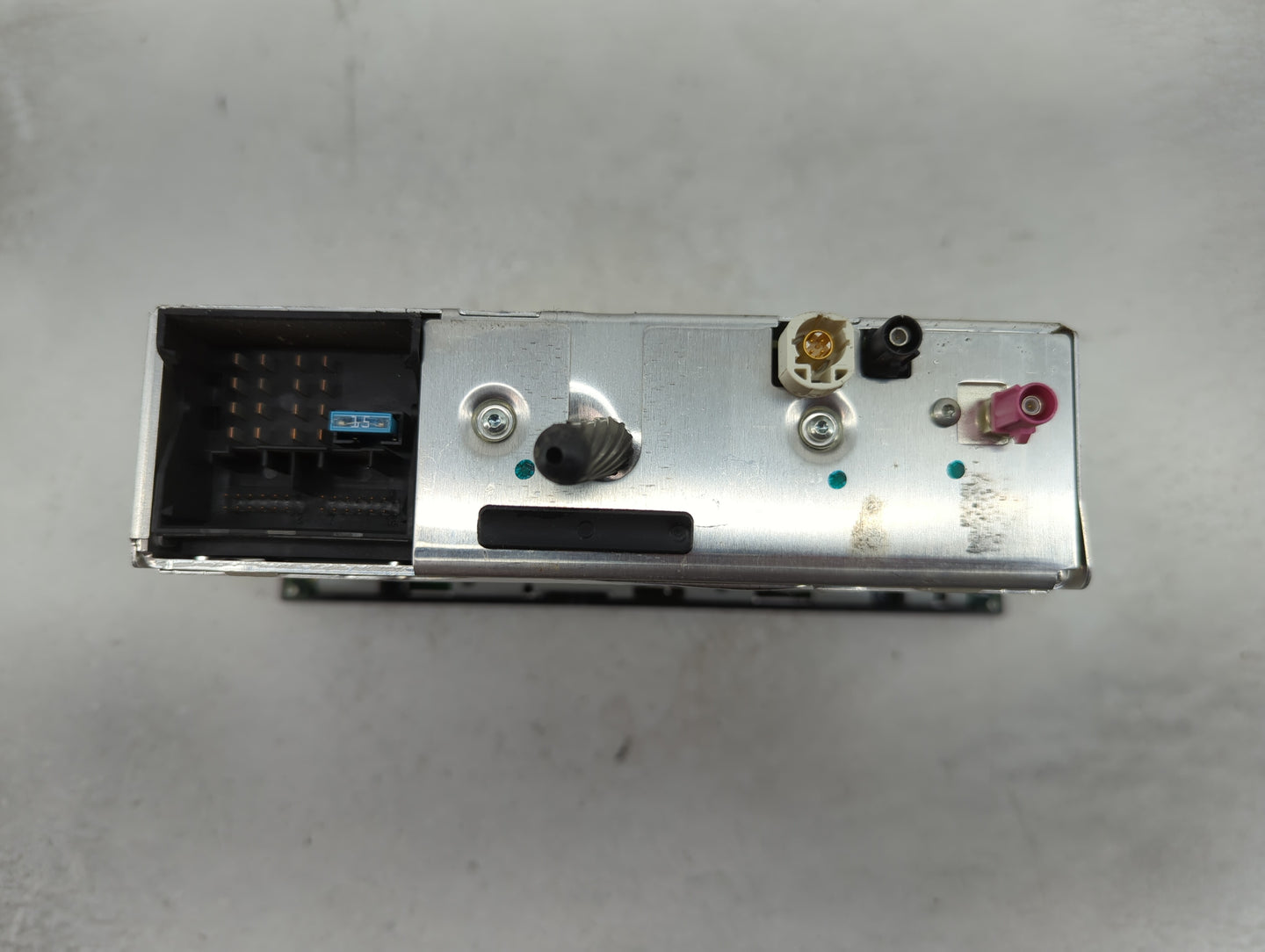 2010-2013 Bmw 328i Radio AM FM Cd Player Receiver Replacement P/N:9583075B2063051 CI927317001 Fits OEM Used Auto Parts - Oem