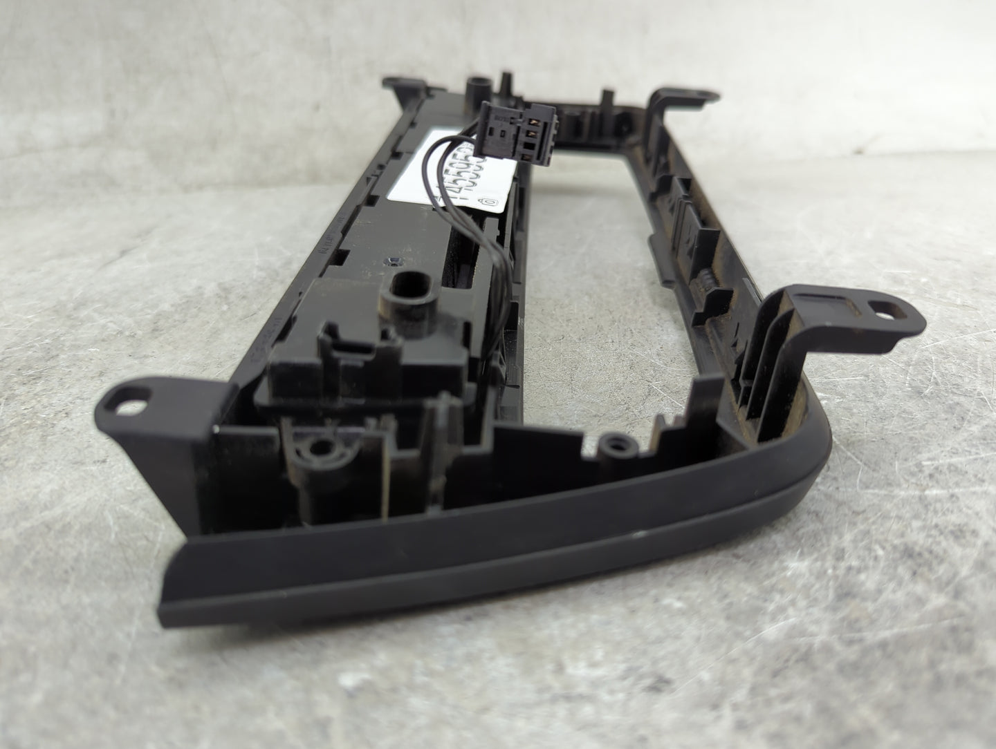 2012-2013 Bmw 328i Radio Control Panel - Oemusedautoparts1.com