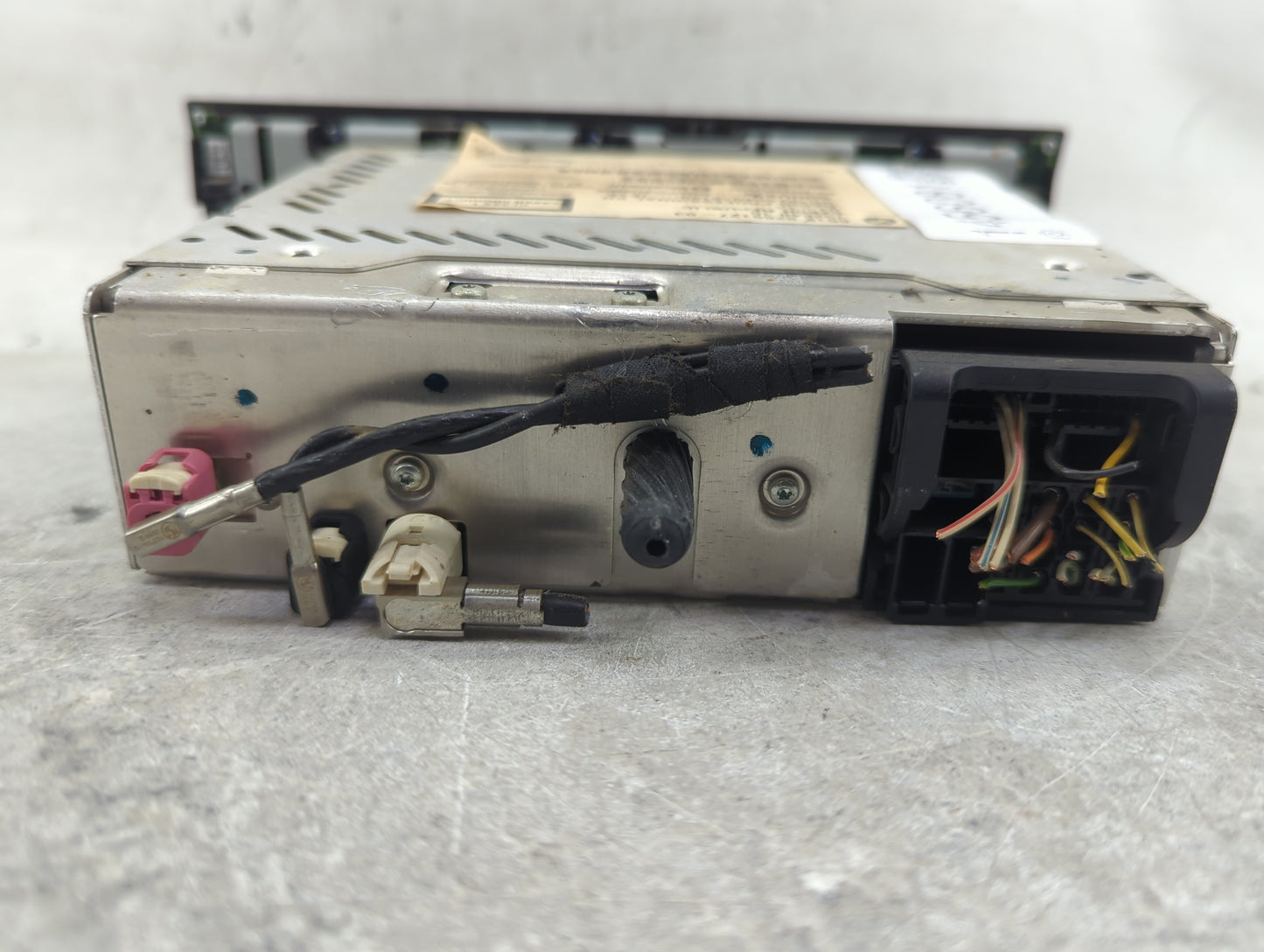2010-2013 Bmw 328i Radio AM FM Cd Player Receiver Replacement P/N:9583075B2063051 CI927317001 Fits OEM Used Auto Parts - Oem