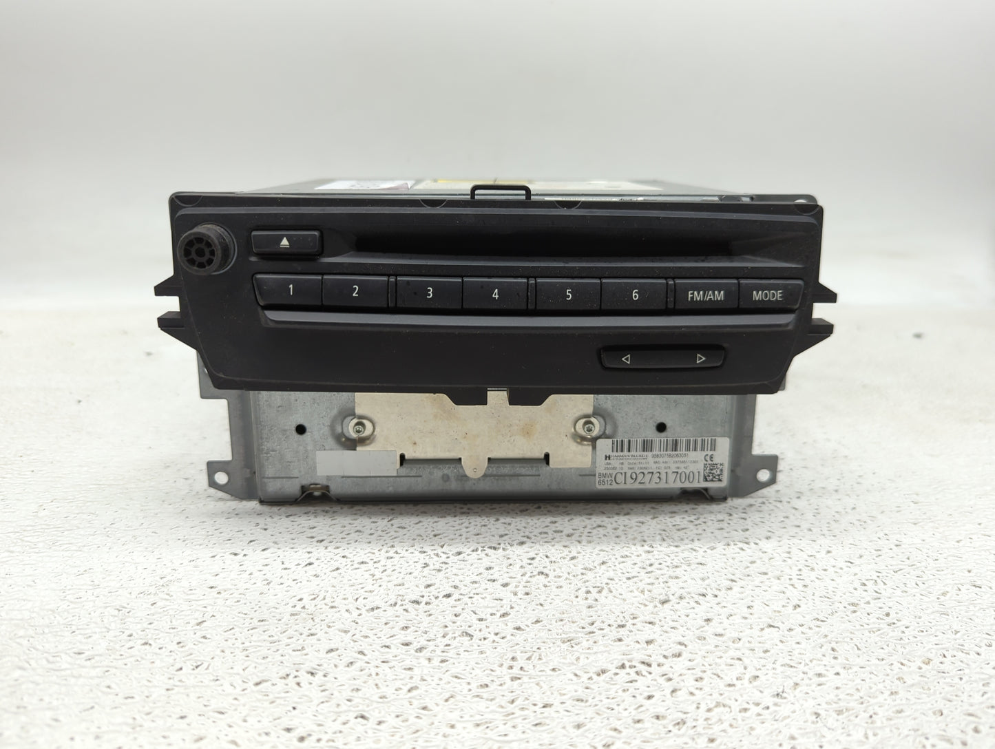 2010-2013 Bmw 328i Radio AM FM Cd Player Receiver Replacement P/N:9583075B2063051 CI927317001 Fits OEM Used Auto Parts - Oem