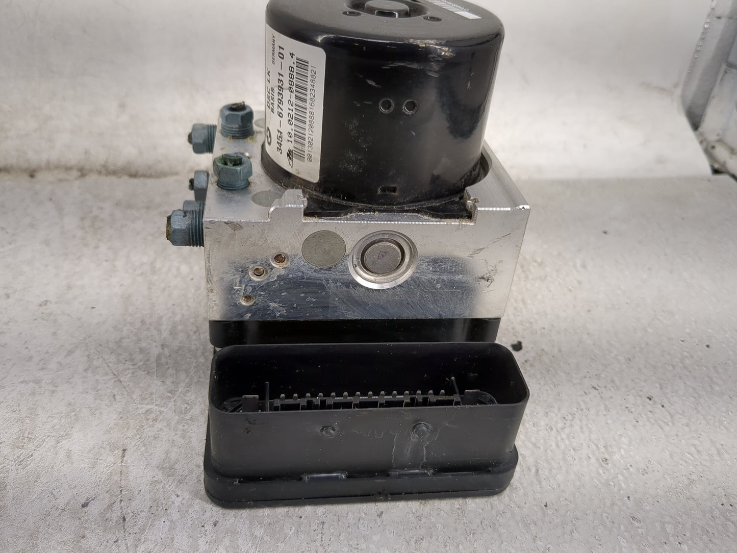 2012-2013 Bmw 328i ABS Pump Control Module Replacement P/N:3451-6793931-01 10.0212-0988.4, 10.0962-0826.3 Fits Fits 2012 201