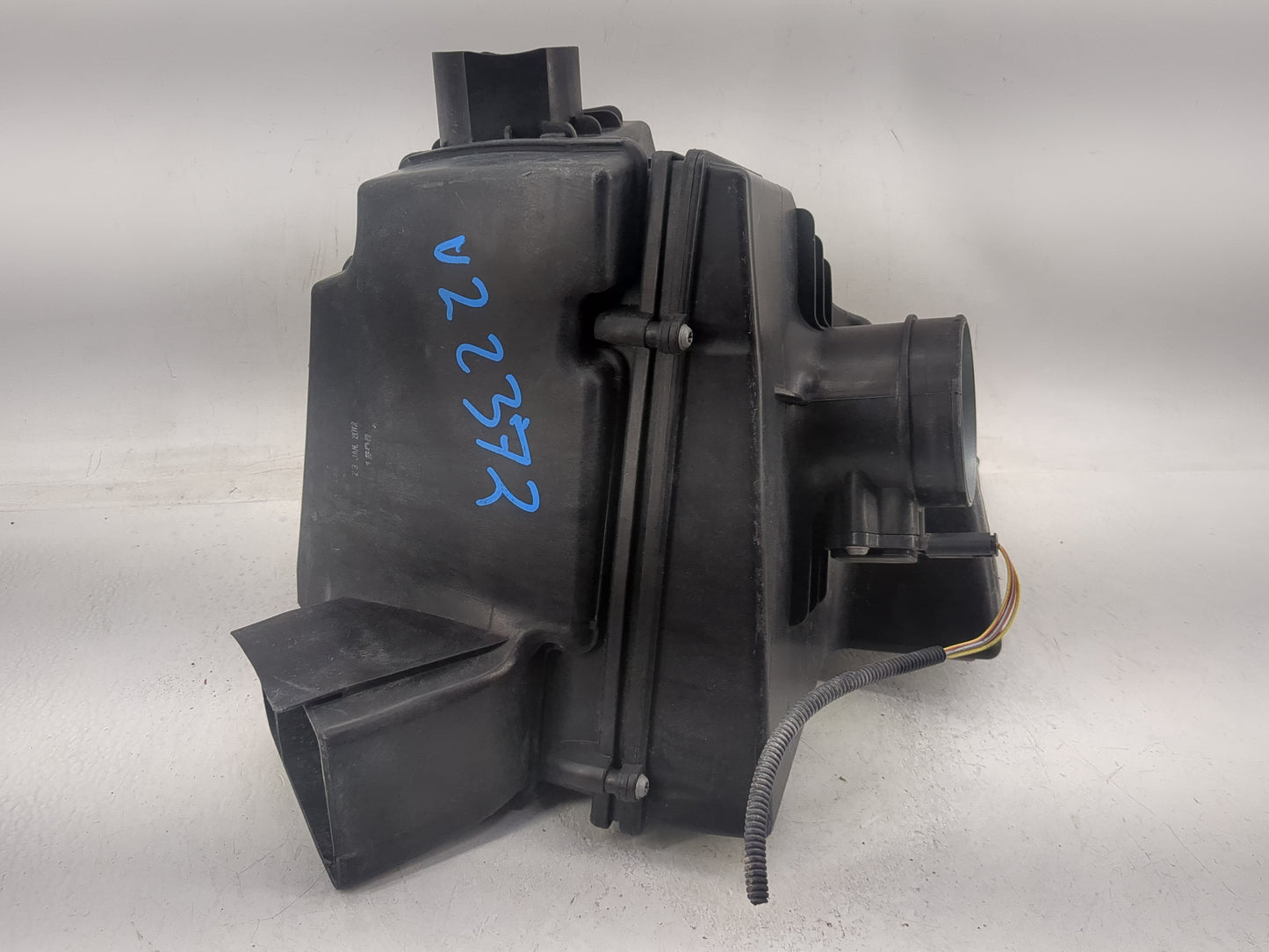 Bmw 328i Air Cleaner Intake-duct Hose Tube - Oemusedautoparts1.com