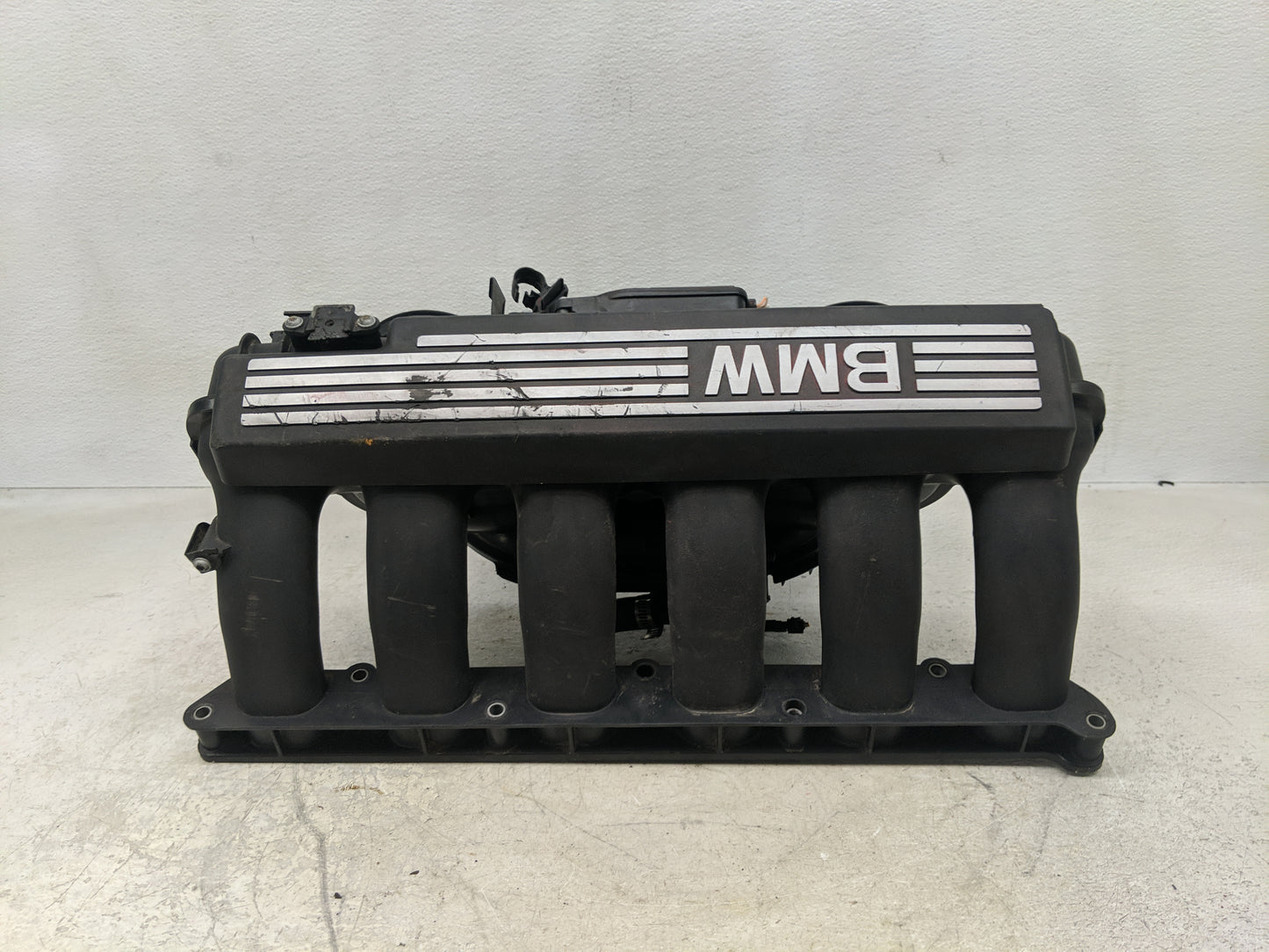 2007-2013 Bmw 328i Air Intake Manifold P/N:51750610 754802707 Fits Fits 2006 2007 2008 2009 2010 2011 2012 2013 OEM Used Aut