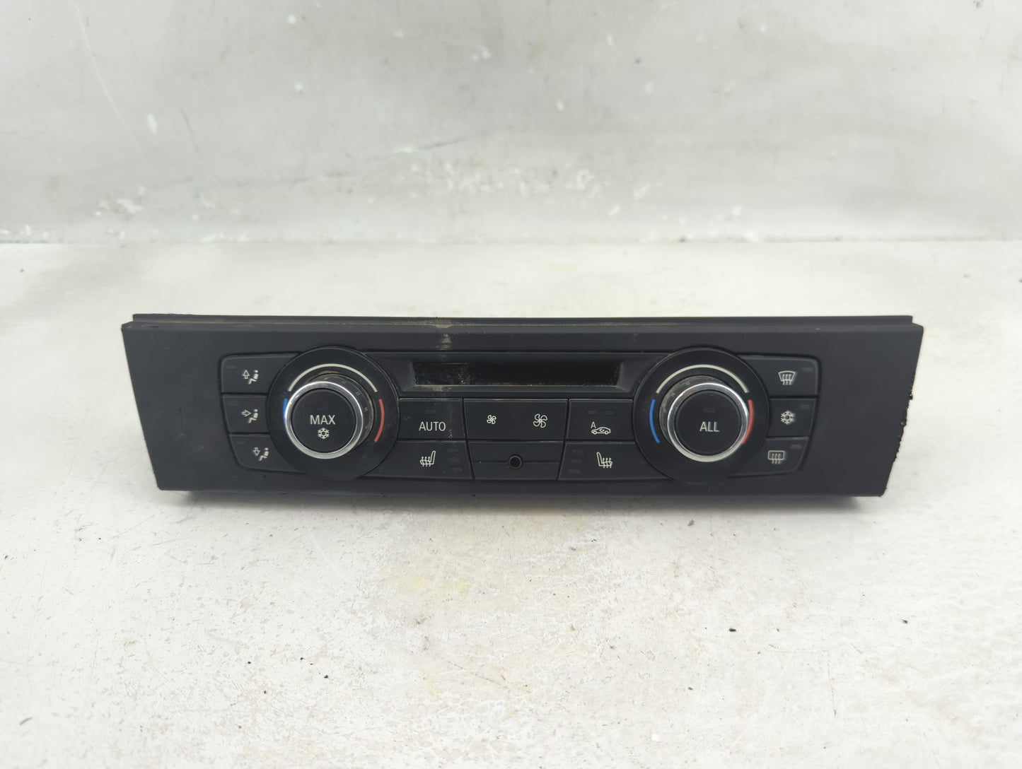 2011-2013 Bmw 328i Climate Control Module Temperature AC/Heater Replacement P/N:9263304-01 Fits Fits 2011 2012 2013 OEM Used