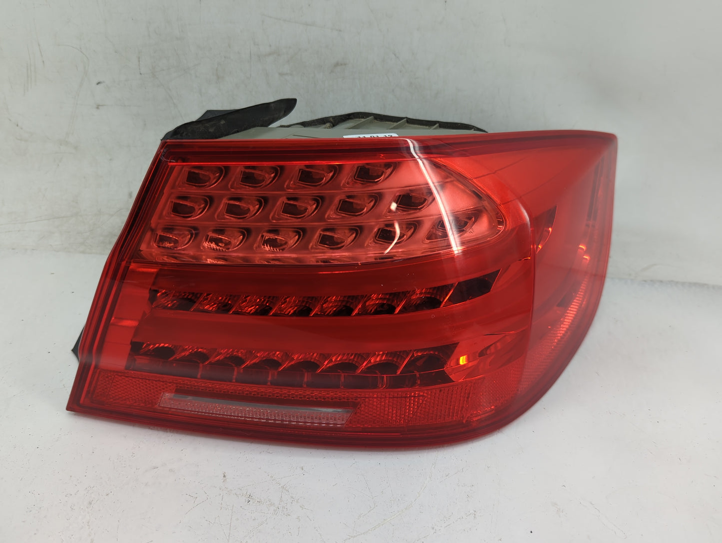 2012-2015 Bmw 328i Tail Light Assembly Passenger Right OEM Fits Fits 2012 2013 2014 2015 OEM Used Auto Parts - Oemusedautopa