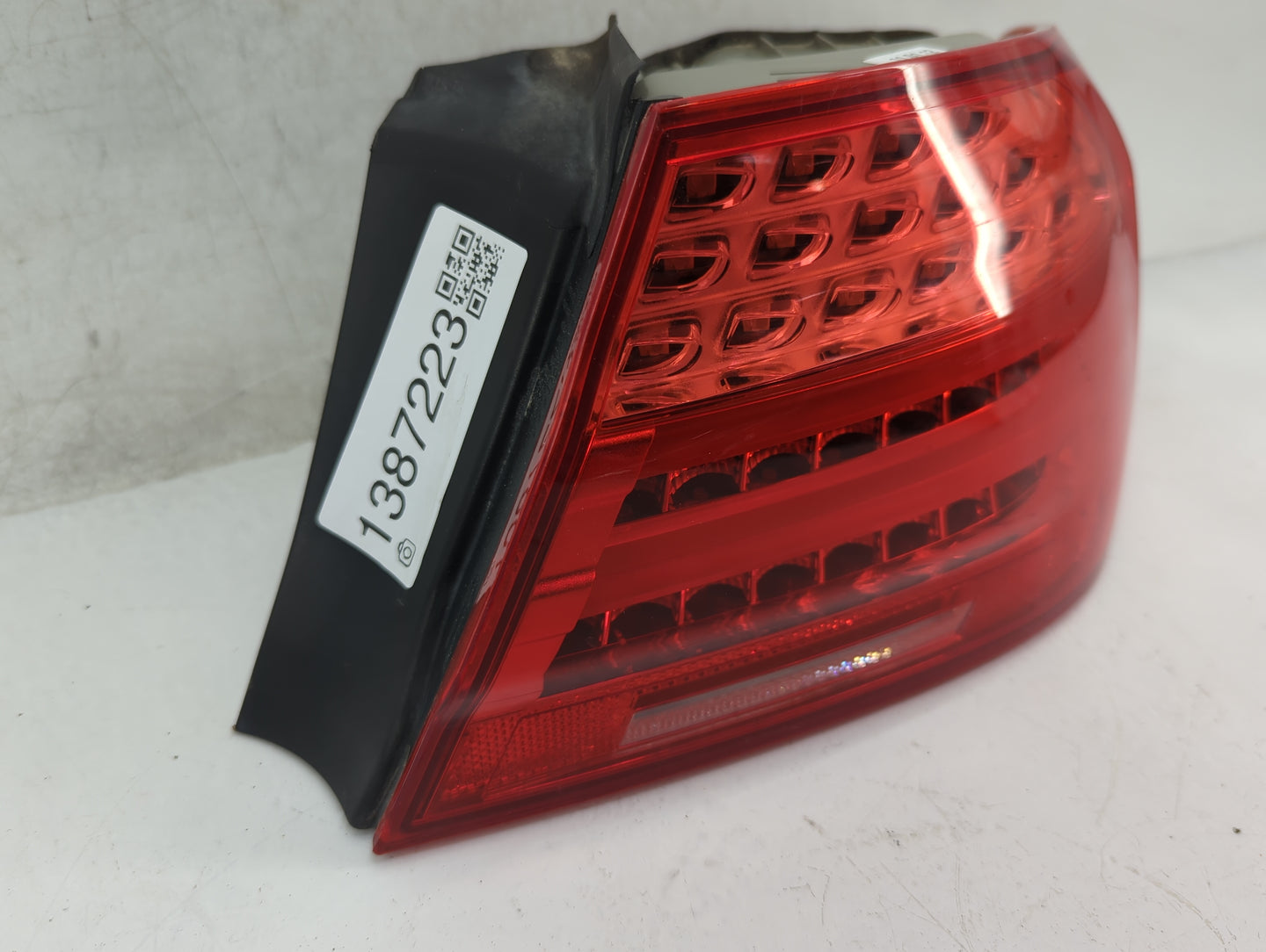 2012-2015 Bmw 328i Tail Light Assembly Passenger Right OEM Fits Fits 2012 2013 2014 2015 OEM Used Auto Parts - Oemusedautopa