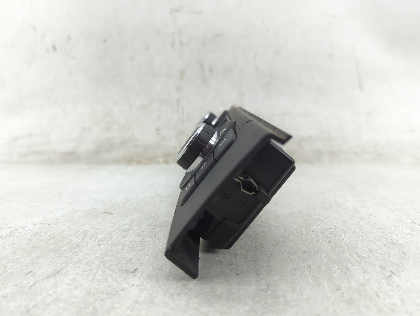 2011-2013 Bmw 328i Climate Control Module Temperature AC/Heater Replacement P/N:9263304-01 Fits Fits 2011 2012 2013 OEM Used