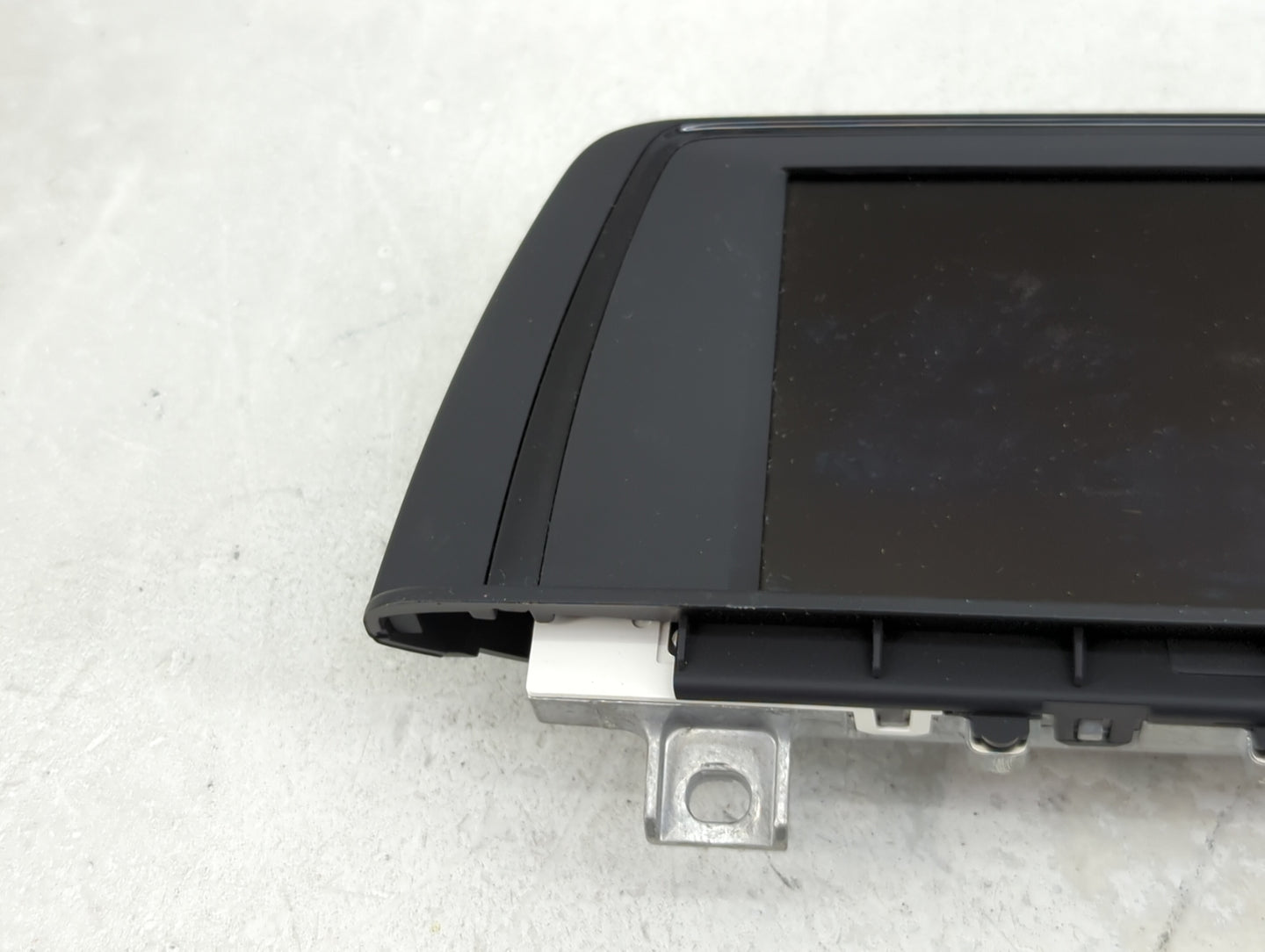 2012-2016 Bmw 328i Information Display Screen - Oemusedautoparts1.com