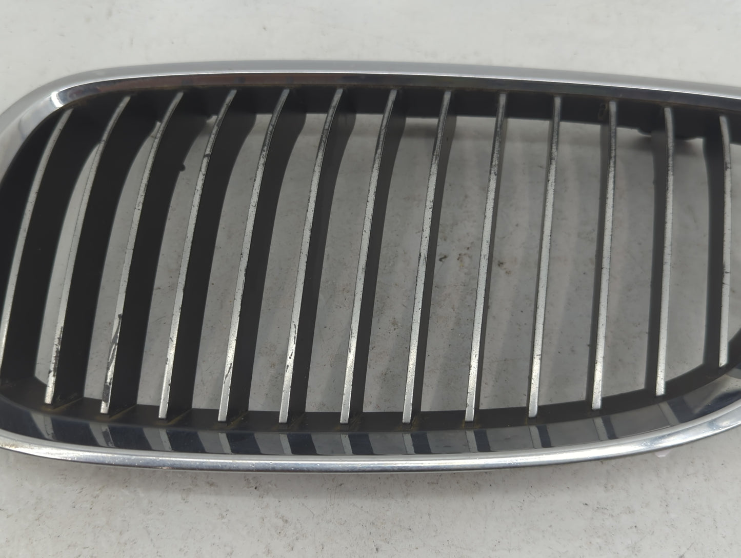 2011-2013 Bmw 328i Front Grille Bumper Not Included 1440472 - Oemusedautoparts1.com