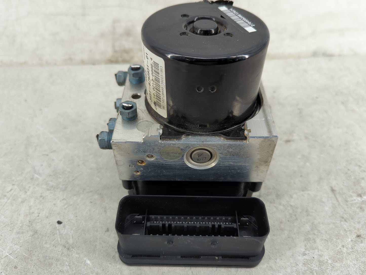 2012-2013 Bmw 328i ABS Pump Control Module Replacement P/N:3451-6793931-01 Fits Fits 2012 2013 OEM Used Auto Parts - Oemused