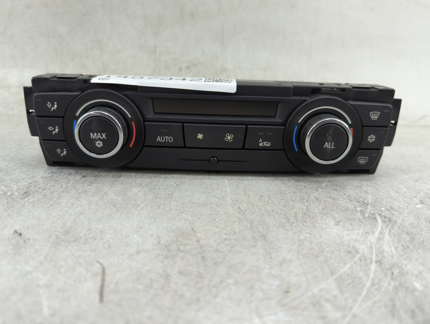 2011-2013 Bmw 328i Climate Control Module Temperature AC/Heater Replacement P/N:9263305-01 Fits Fits 2011 2012 2013 OEM Used