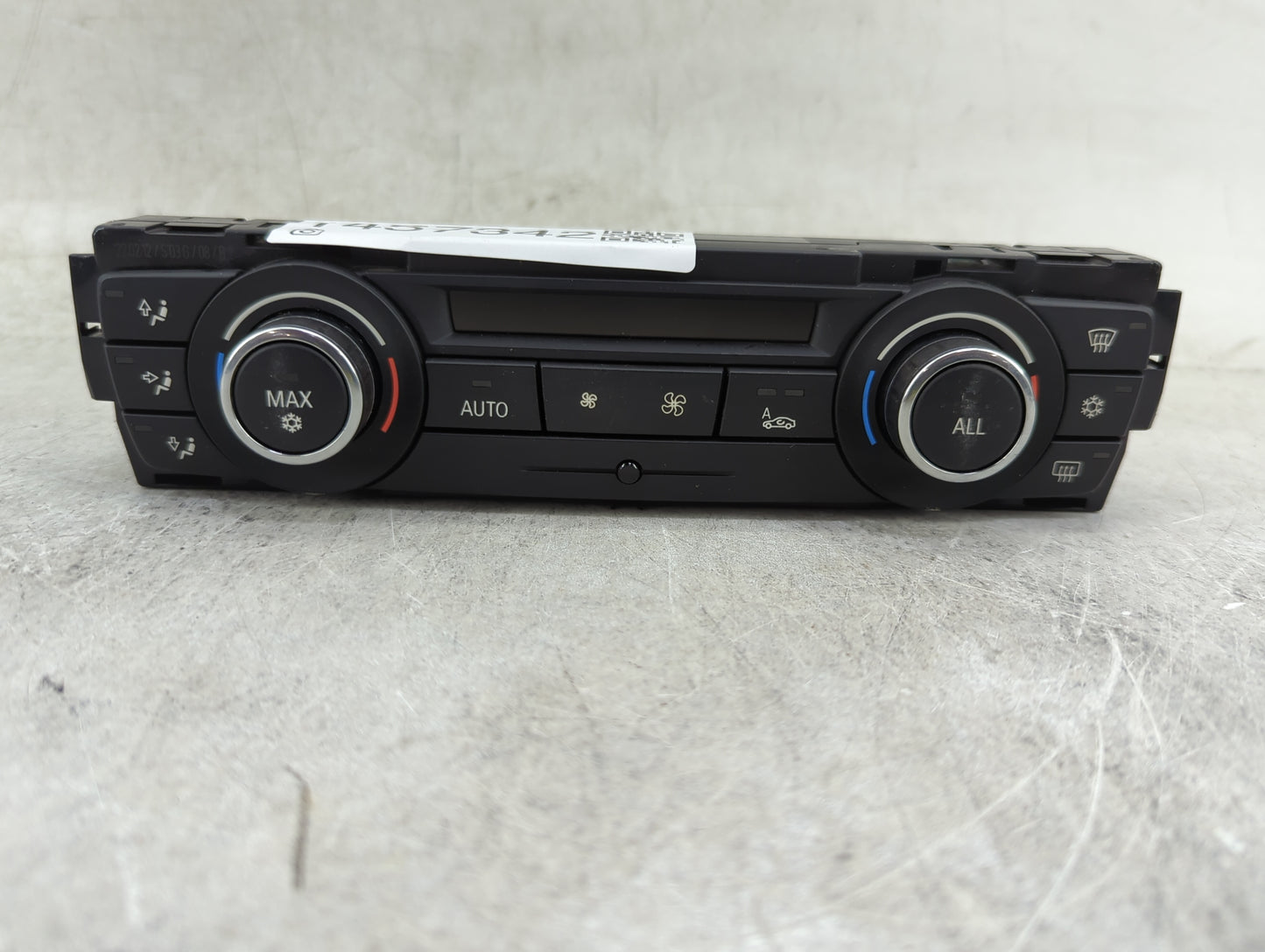 2011-2013 Bmw 328i Climate Control Module Temperature AC/Heater Replacement P/N:9263305-01 Fits Fits 2011 2012 2013 OEM Used