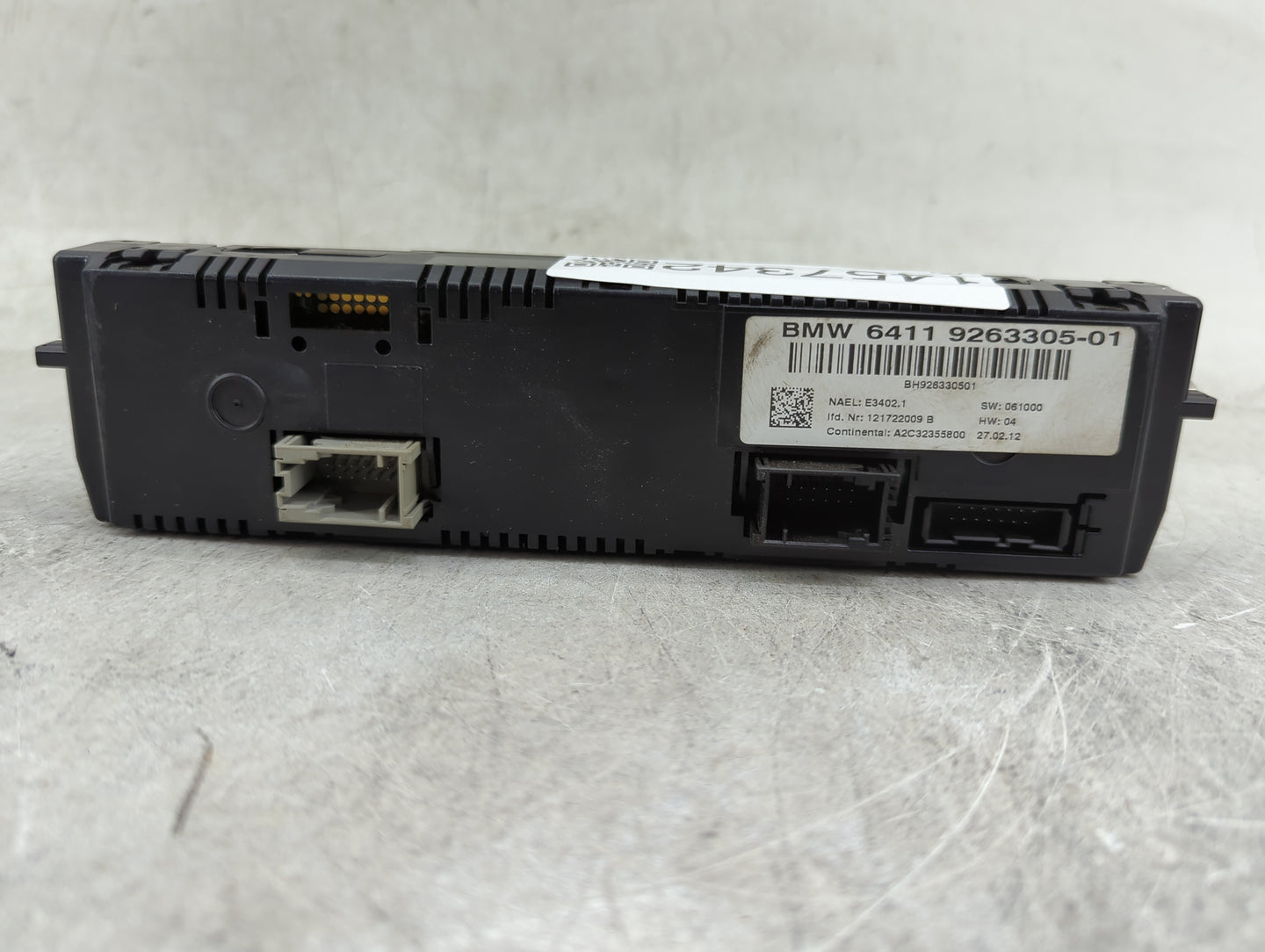 2011-2013 Bmw 328i Climate Control Module Temperature AC/Heater Replacement P/N:9263305-01 Fits Fits 2011 2012 2013 OEM Used