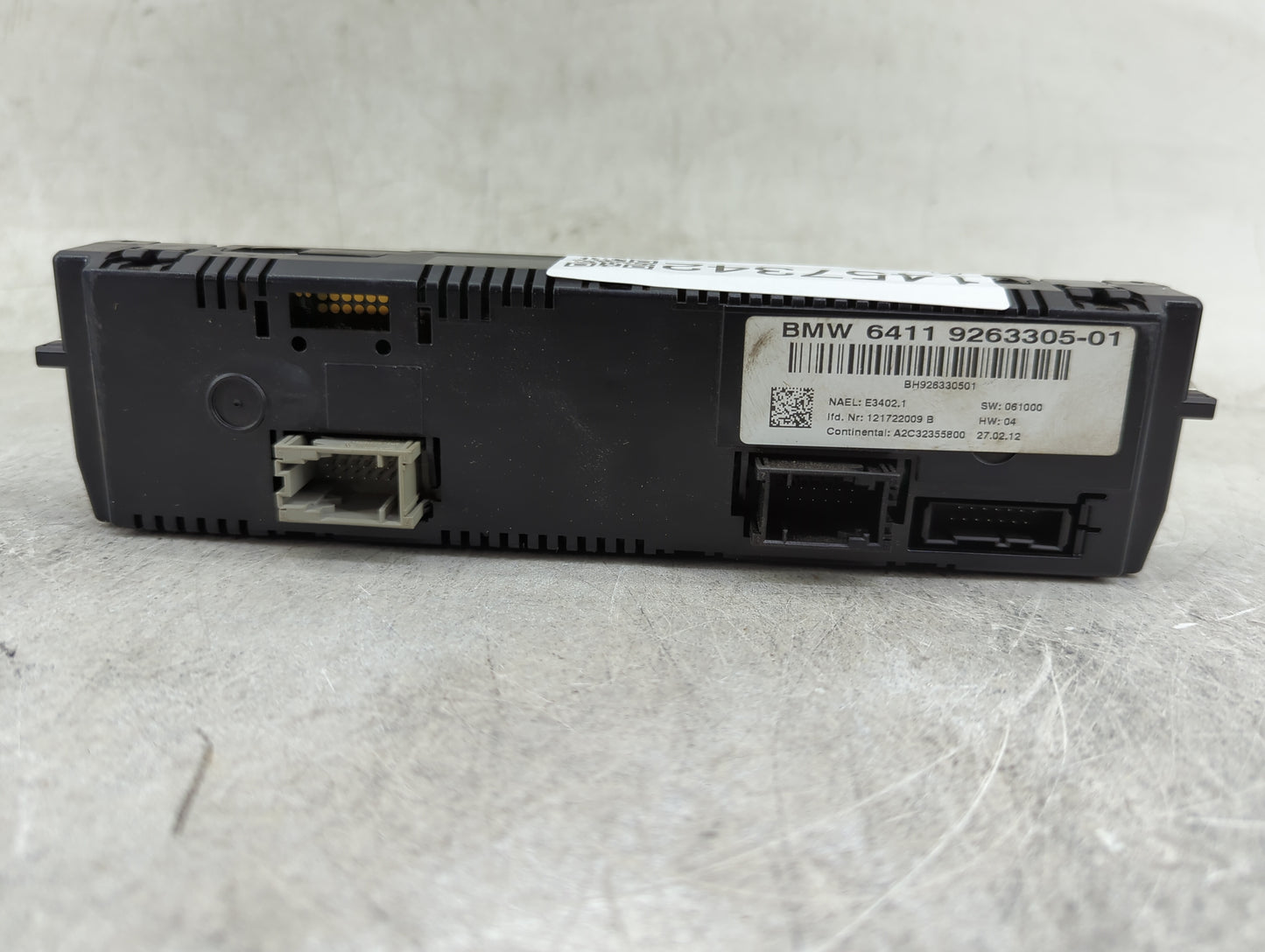 2011-2013 Bmw 328i Climate Control Module Temperature AC/Heater Replacement P/N:9263305-01 Fits Fits 2011 2012 2013 OEM Used