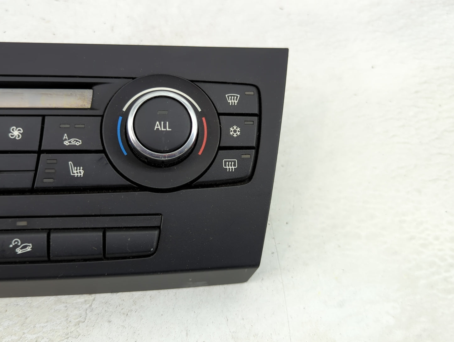 2011-2013 Bmw 328i Climate Control Module Temperature AC/Heater Replacement P/N:9263304-01 Fits Fits 2011 2012 2013 OEM Used