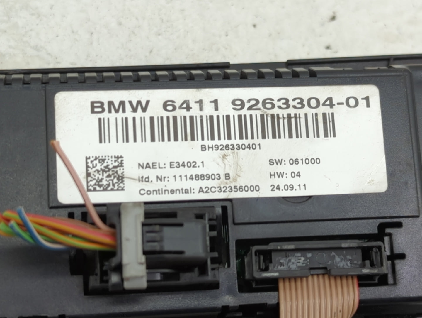 2011-2013 Bmw 328i Climate Control Module Temperature AC/Heater Replacement P/N:9263304-01 Fits Fits 2011 2012 2013 OEM Used