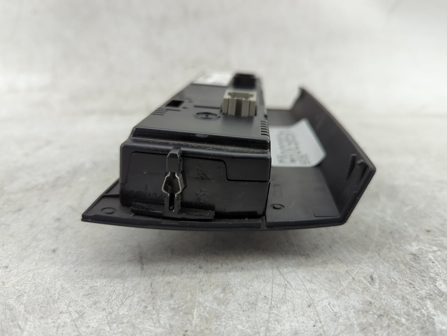2011-2013 Bmw 328i Climate Control Module Temperature AC/Heater Replacement P/N:9263304-01 Fits Fits 2011 2012 2013 OEM Used