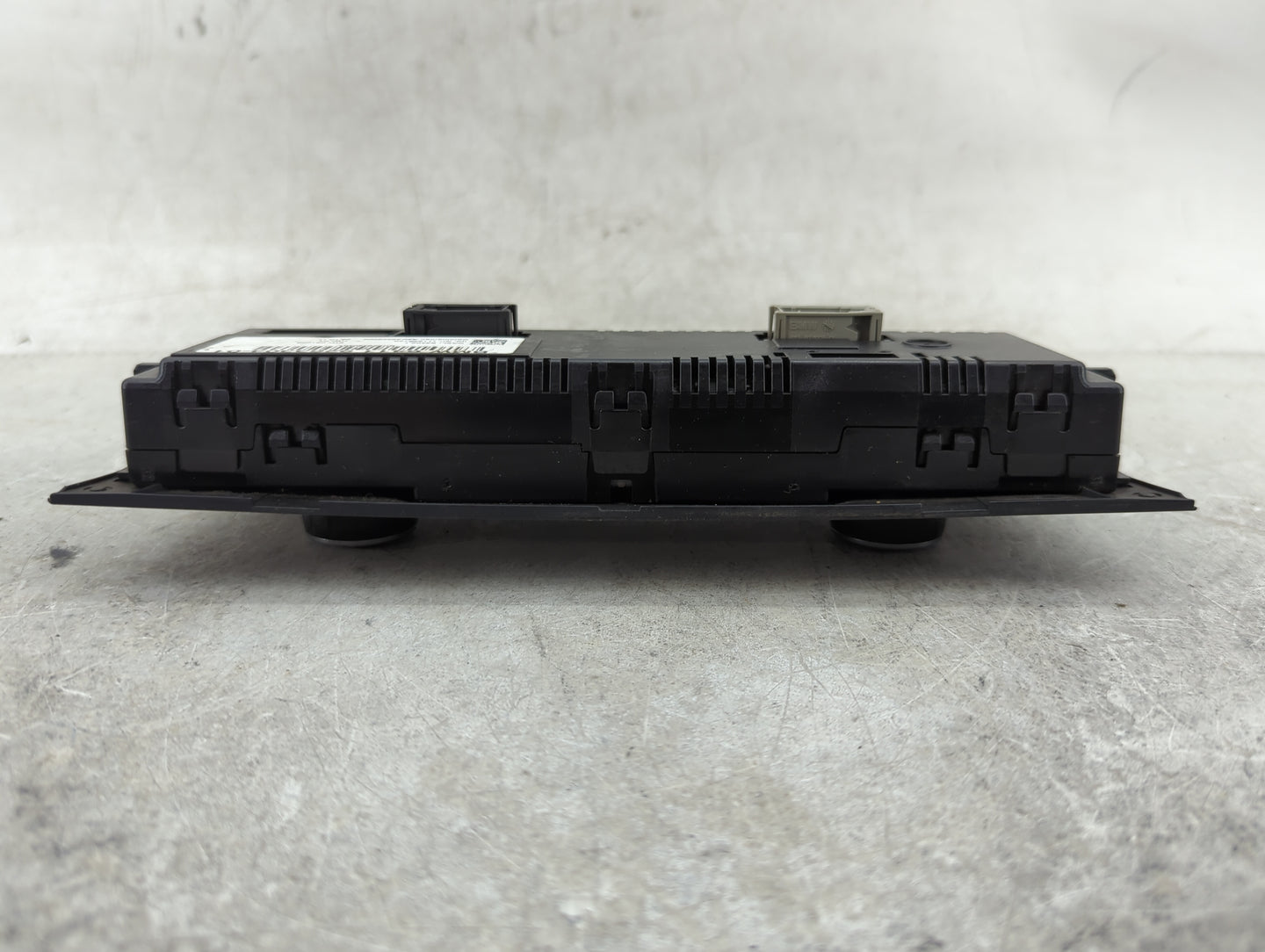 2011-2013 Bmw 328i Climate Control Module Temperature AC/Heater Replacement P/N:9263304-01 Fits Fits 2011 2012 2013 OEM Used