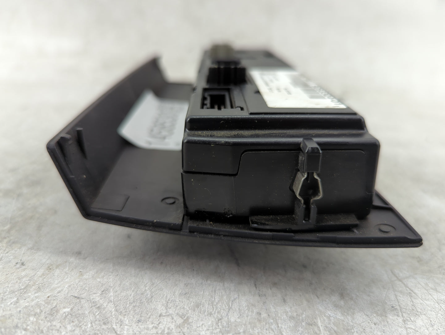 2011-2013 Bmw 328i Climate Control Module Temperature AC/Heater Replacement P/N:9263304-01 Fits Fits 2011 2012 2013 OEM Used