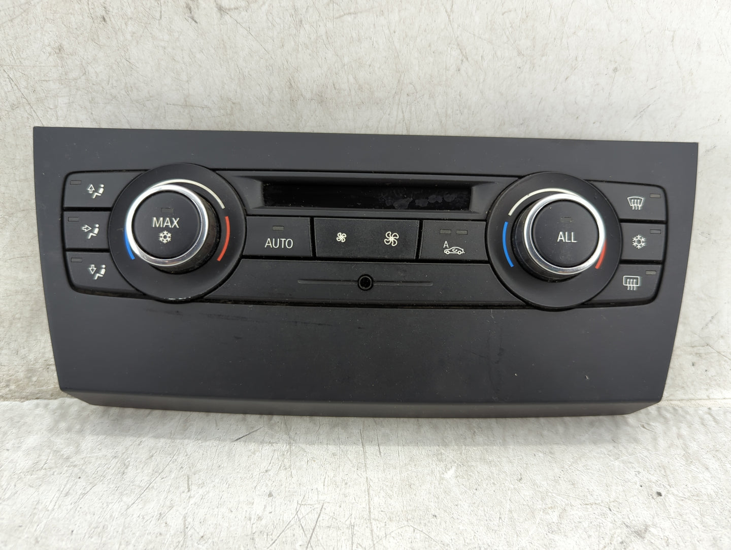 2011-2013 Bmw 328i Climate Control Module Temperature AC/Heater Replacement Fits Fits 2011 2012 2013 OEM Used Auto Parts - O