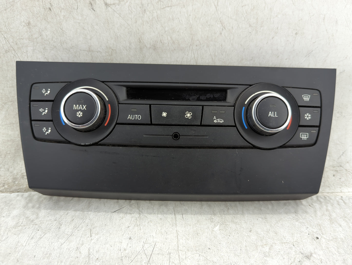 2011-2013 Bmw 328i Climate Control Module Temperature AC/Heater Replacement Fits Fits 2011 2012 2013 OEM Used Auto Parts - O