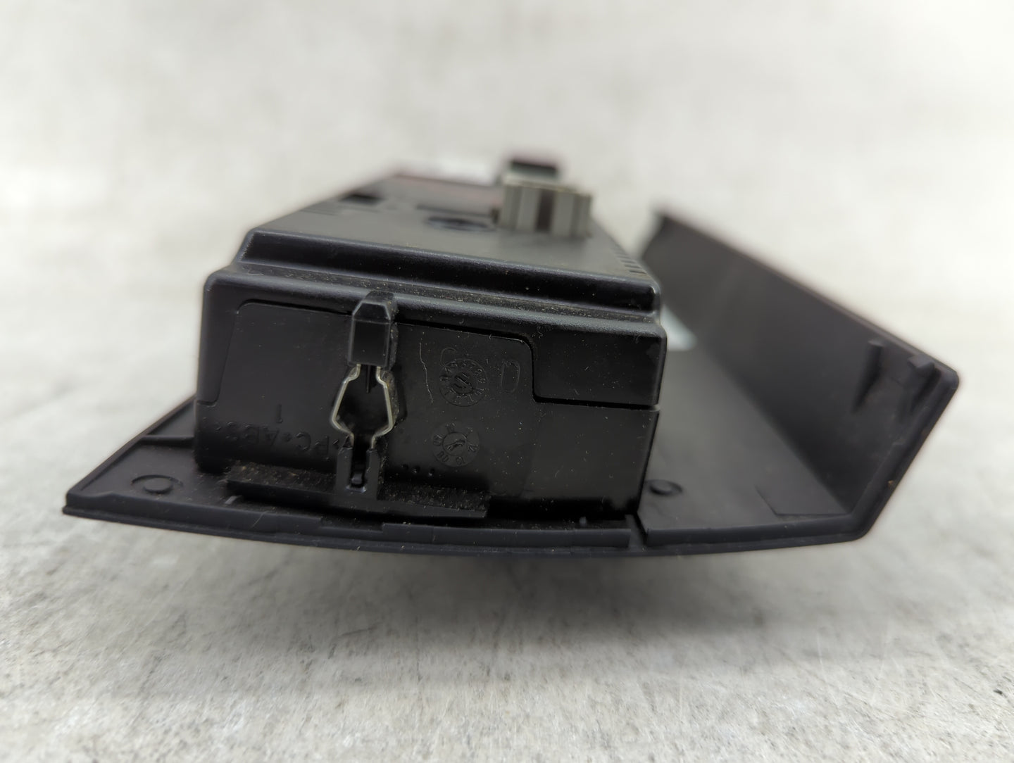 2011-2013 Bmw 328i Climate Control Module Temperature AC/Heater Replacement Fits Fits 2011 2012 2013 OEM Used Auto Parts - O