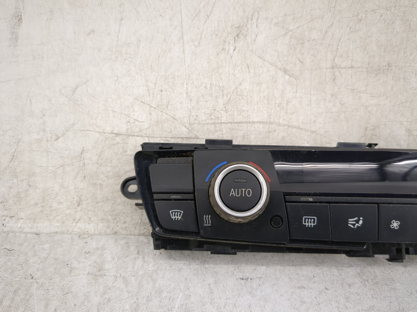2012-2015 Bmw 328i Climate Control Module Temperature AC/Heater Replacement Fits Fits 2012 2013 2014 2015 OEM Used Auto Part