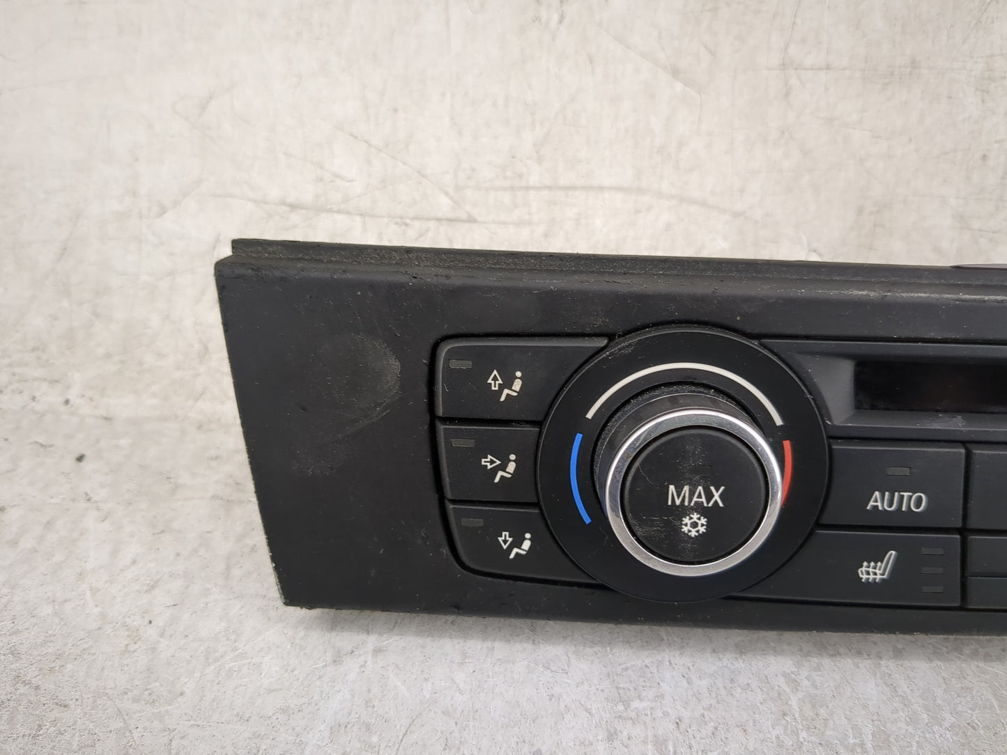 2011-2013 Bmw 328i Climate Control Module Temperature AC/Heater Replacement P/N:9263304-01 Fits Fits 2011 2012 2013 OEM Used