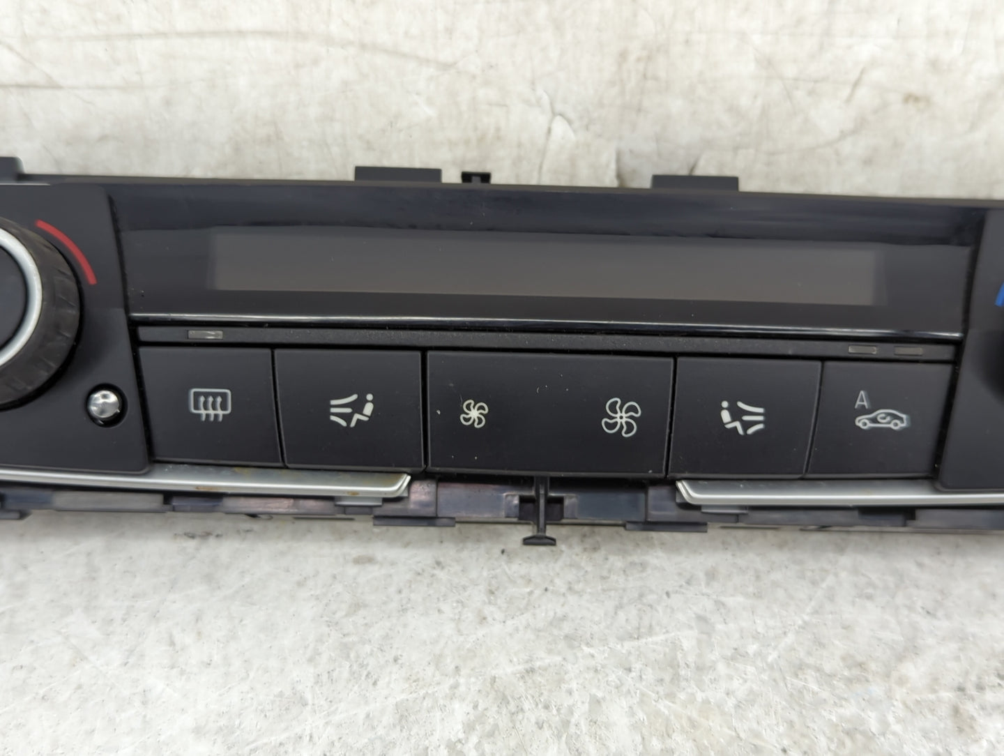 2012-2014 Bmw 328i Climate Control Module Temperature AC/Heater Replacement Fits Fits 2012 2013 2014 OEM Used Auto Parts - O