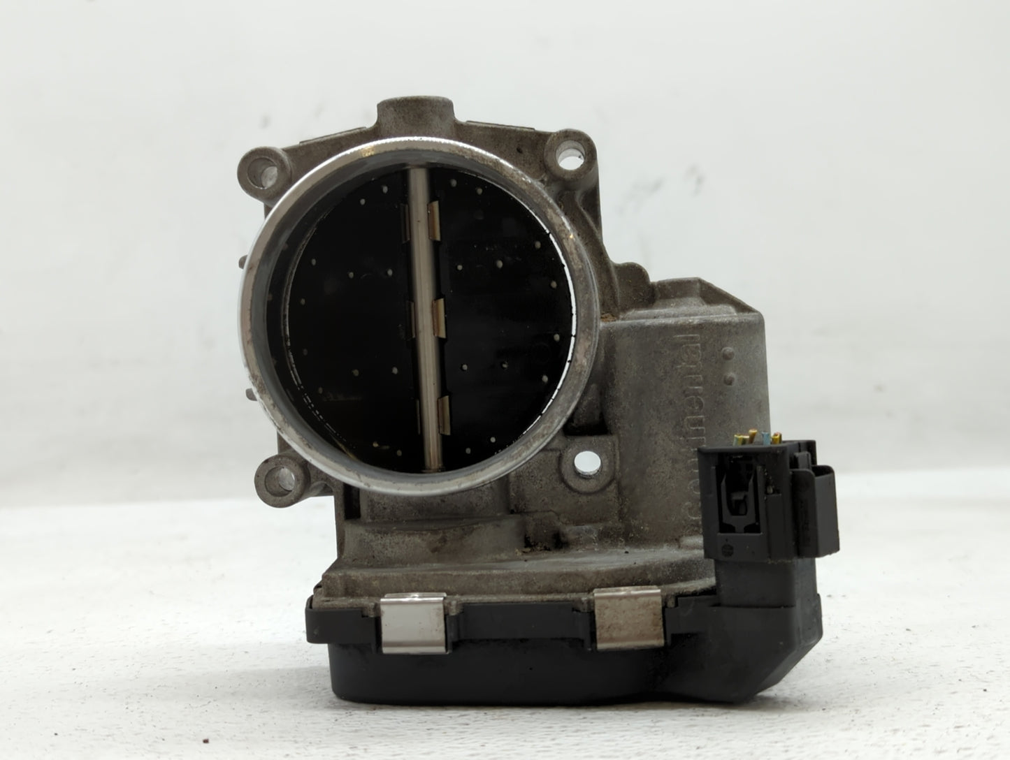2007-2013 Bmw 328i Throttle Body P/N:7556118-01 1354 7556118-03, 1354 7556118-04 Fits Fits 2007 2008 2009 2010 2011 2012 201