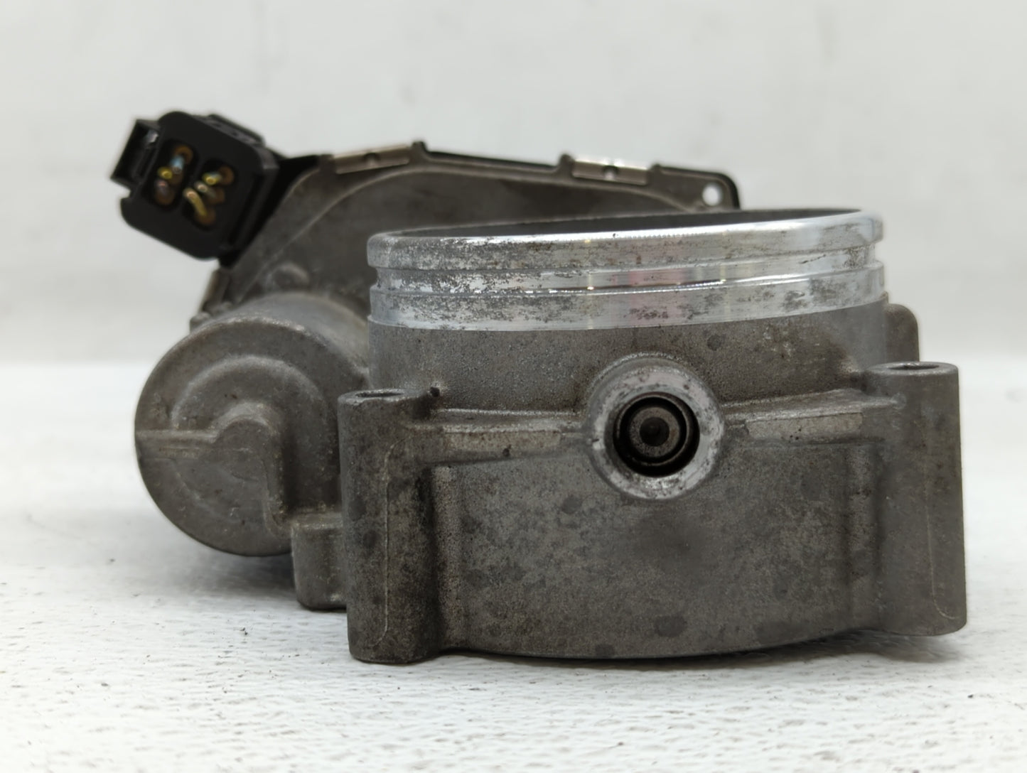 2007-2013 Bmw 328i Throttle Body P/N:7556118-01 1354 7556118-03, 1354 7556118-04 Fits Fits 2007 2008 2009 2010 2011 2012 201