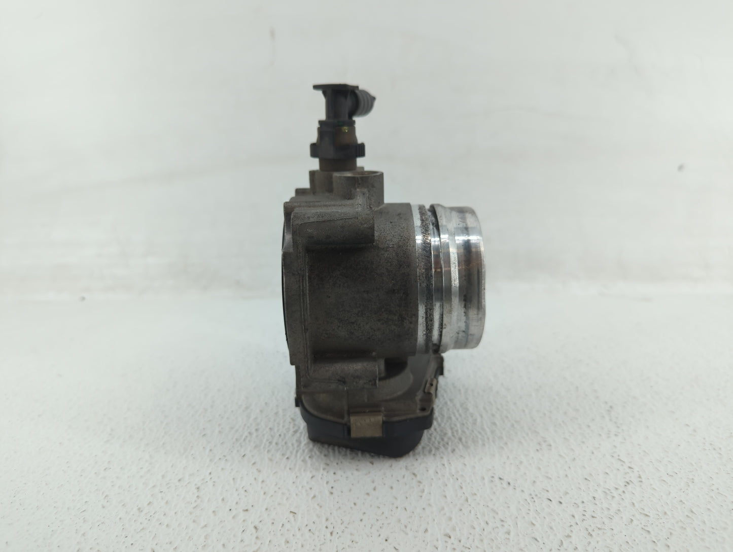 2012-2016 Bmw 328i Throttle Body P/N:1354 7588625-02 1354 7588625-04, 1354 7588625-03 Fits Fits 2012 2013 2014 2015 2016 201