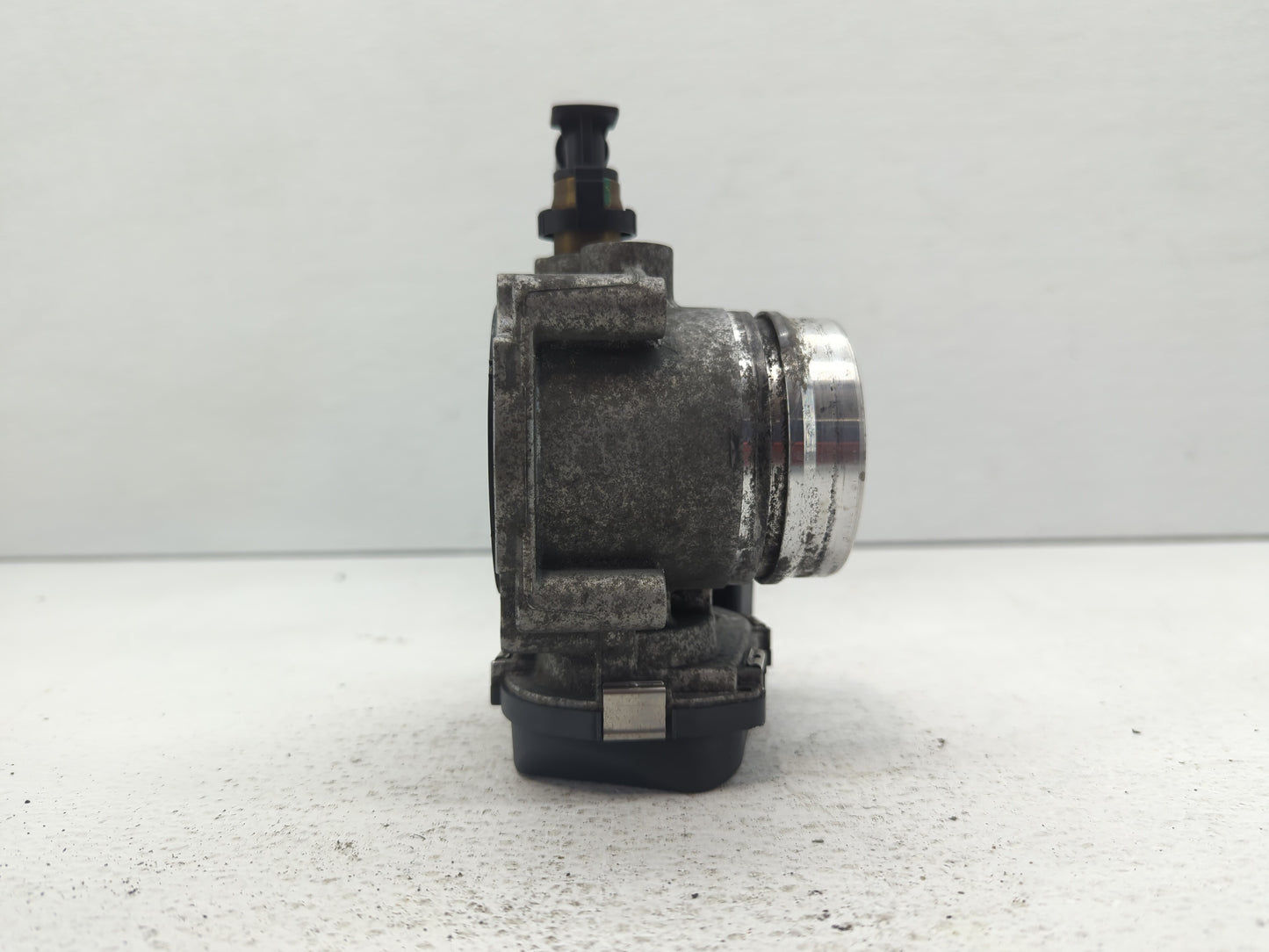 2012-2016 Bmw 328i Throttle Body P/N:1354 7588625-04 1354 7588625-03 Fits Fits 2012 2013 2014 2015 2016 2017 2018 OEM Used A