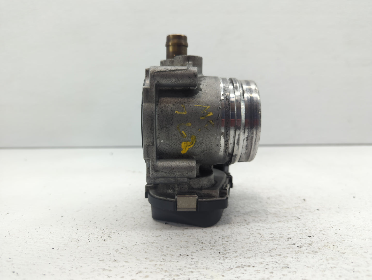 2012-2016 Bmw 328i Throttle Body P/N:1354 7588625-04 1354 7588625-03 Fits Fits 2012 2013 2014 2015 2016 2017 2018 OEM Used A