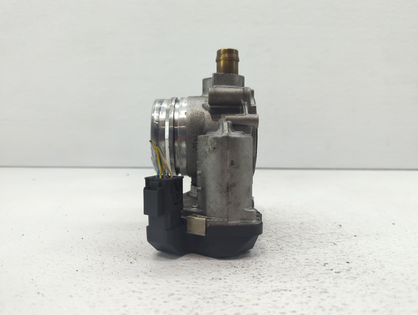 2012-2016 Bmw 328i Throttle Body P/N:1354 7588625-04 1354 7588625-03 Fits Fits 2012 2013 2014 2015 2016 2017 2018 OEM Used A