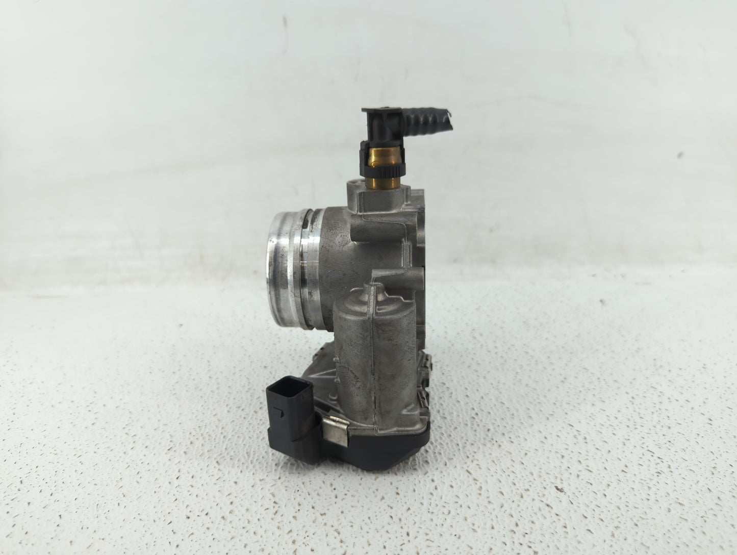 2012-2016 Bmw 328i Throttle Body P/N:1354 7588625-02 1354 7588625-04, 1354 7588625-03 Fits Fits 2012 2013 2014 2015 2016 201