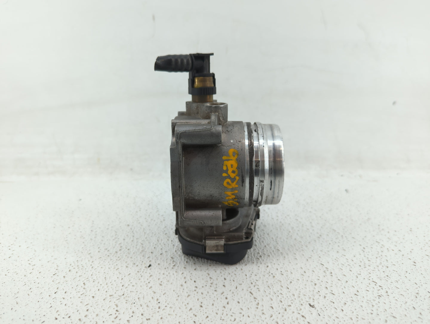 2012-2016 Bmw 328i Throttle Body P/N:1354 7588625-02 1354 7588625-04, 1354 7588625-03 Fits Fits 2012 2013 2014 2015 2016 201