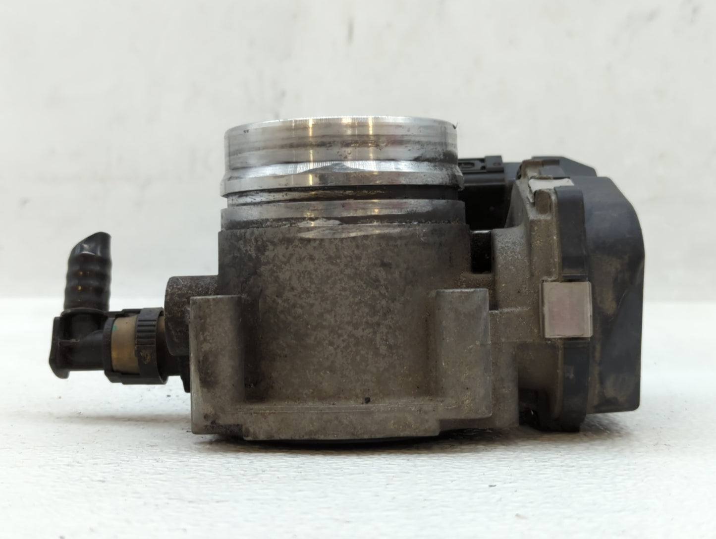 2012-2016 Bmw 328i Throttle Body P/N:1354 7588625-02 Fits Fits 2012 2013 2014 2015 2016 2017 2018 OEM Used Auto Parts - Oemu