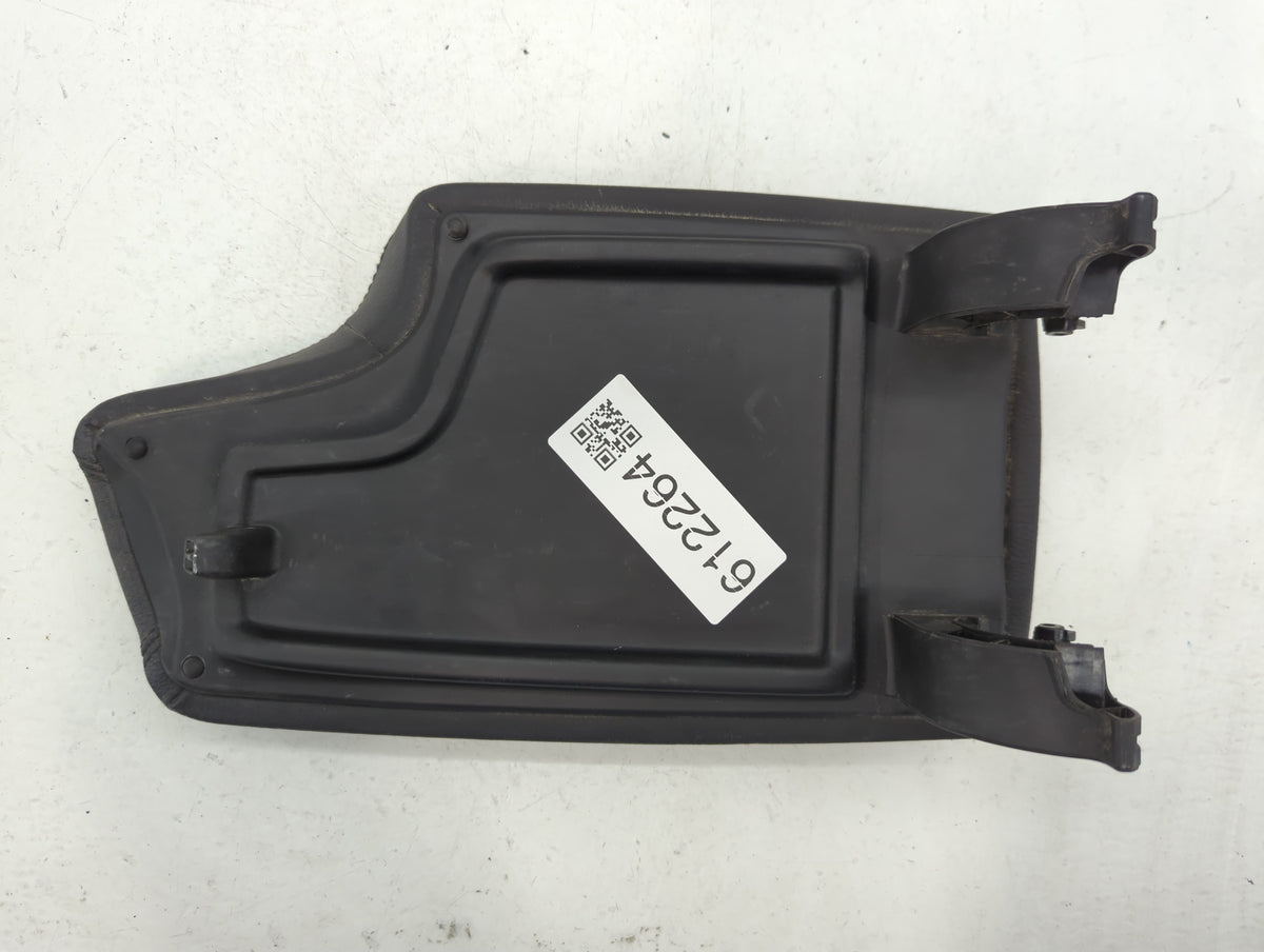 2012 Bmw 328i Center Console Armrest Cover Lid Black 612264 - Oemusedautoparts1.com