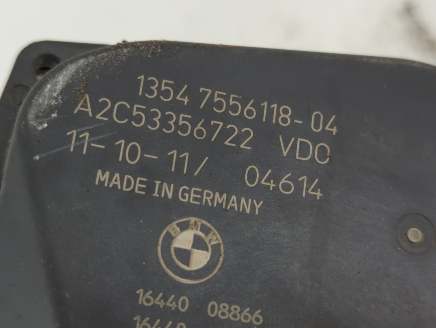 2007-2013 Bmw 328i Throttle Body P/N:A2C53356722 1354 7556118-04 Fits Fits 2007 2008 2009 2010 2011 2012 2013 OEM Used Auto 