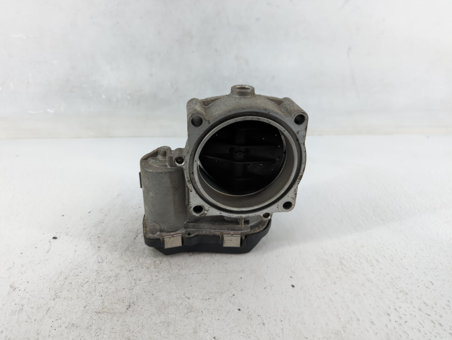 2007-2013 Bmw 328i Throttle Body P/N:A2C53356722 1354 7556118-04 Fits Fits 2007 2008 2009 2010 2011 2012 2013 OEM Used Auto 