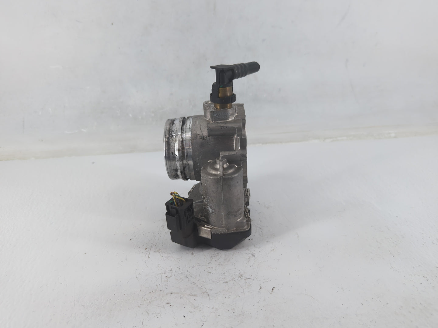 2012-2016 Bmw 328i Throttle Body P/N:A2C53355204 1354 7588625-02 Fits Fits 2012 2013 2014 2015 2016 2017 2018 OEM Used Auto 