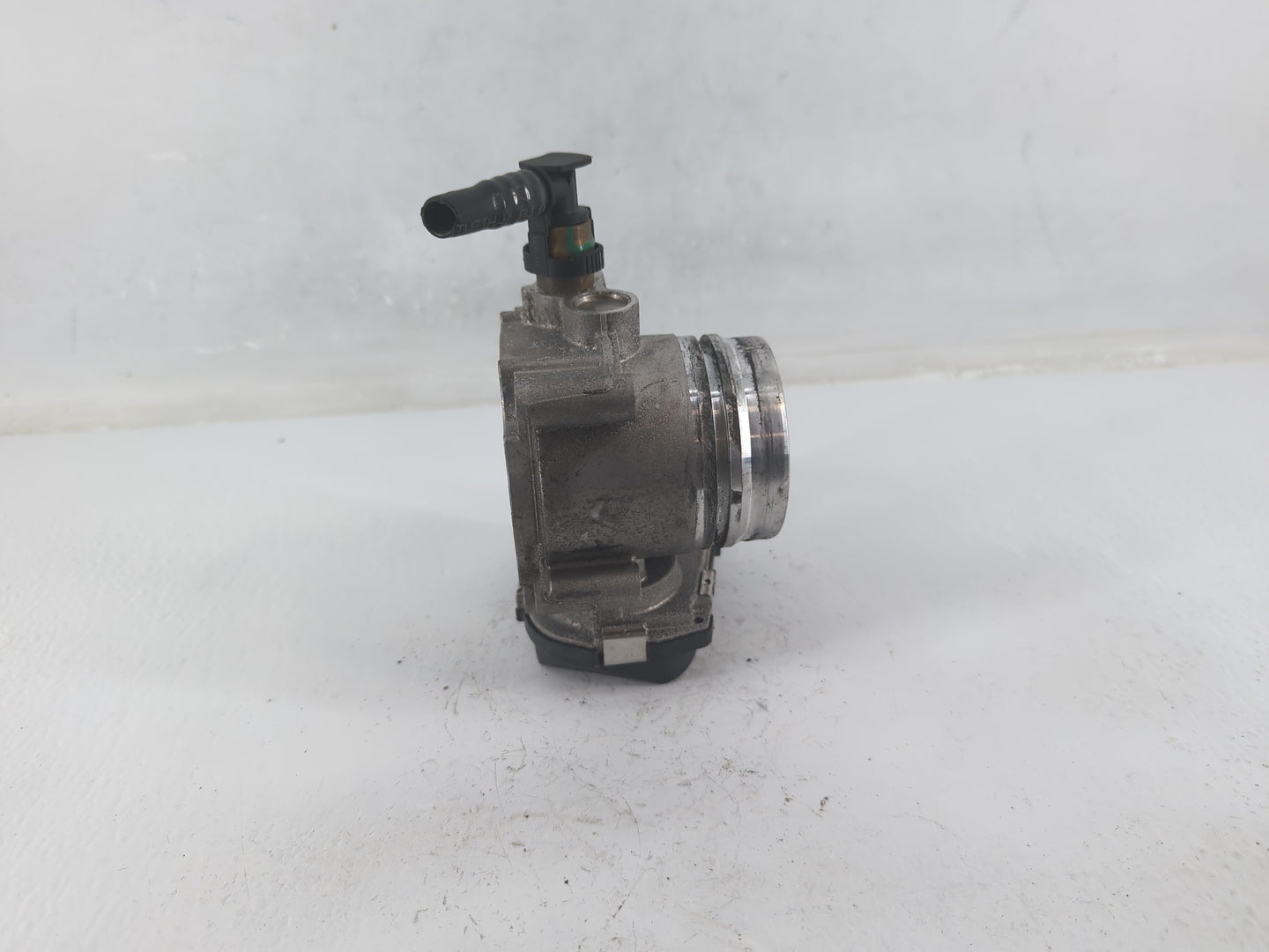 2012-2016 Bmw 328i Throttle Body P/N:A2C53355204 1354 7588625-02 Fits Fits 2012 2013 2014 2015 2016 2017 2018 OEM Used Auto 