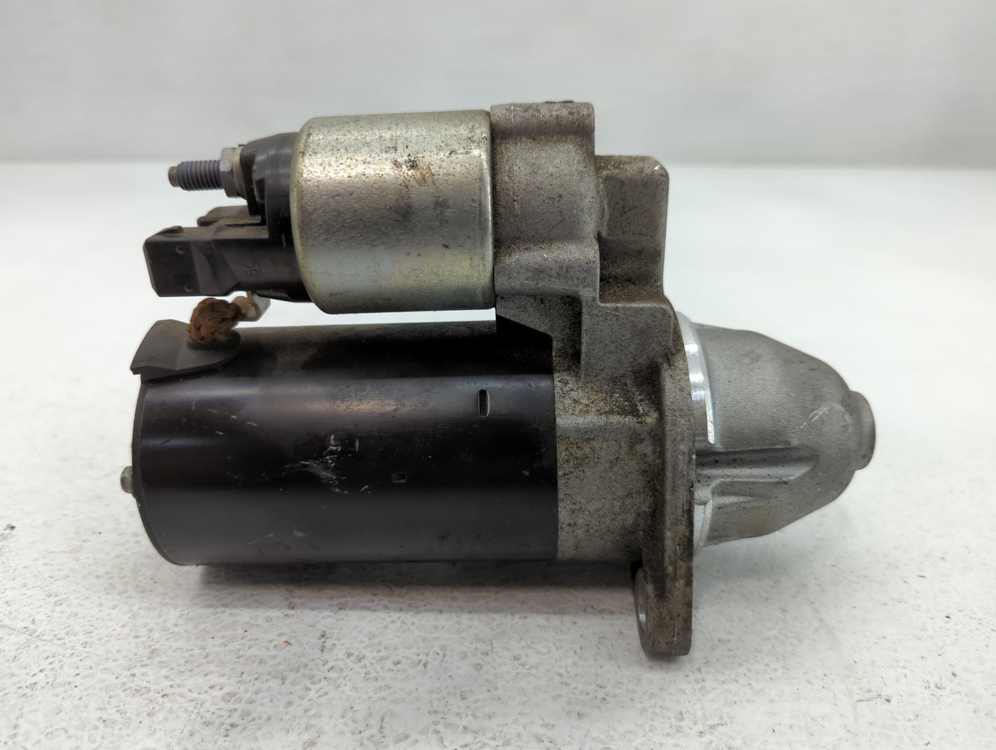2012-2016 Bmw 328i Car Starter Motor Solenoid OEM P/N:1 005 831 559 Fits Fits 2011 2012 2013 2014 2015 2016 2017 2018 OEM Us
