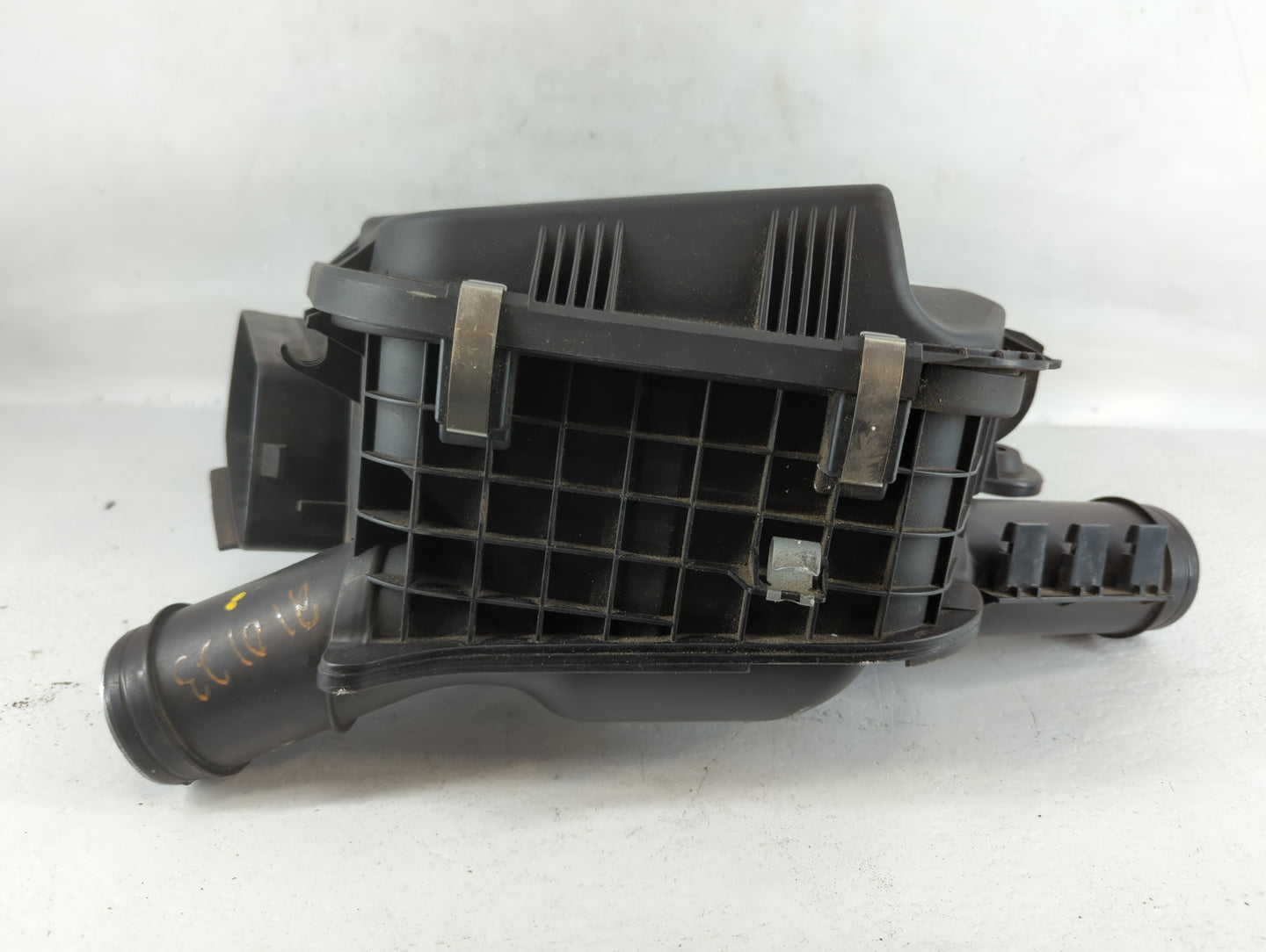 2012-2016 Bmw 328i Air Cleaner Intake-duct Hose Tube - Oemusedautoparts1.com
