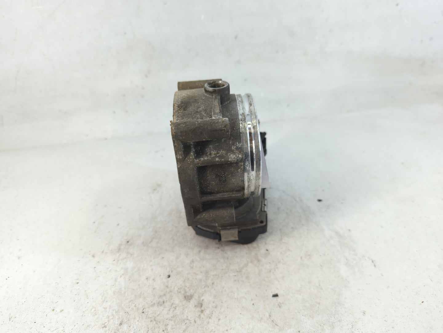 2007-2013 Bmw 328i Throttle Body P/N:1354 7556118-04 A2C53356722 Fits Fits 2007 2008 2009 2010 2011 2012 2013 OEM Used Auto 