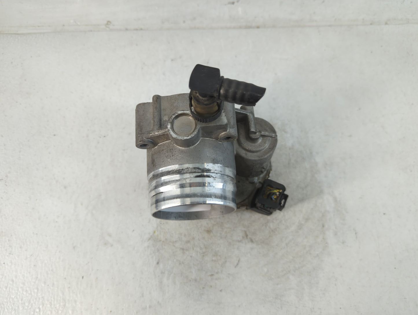 2007-2013 Bmw 328i Throttle Body P/N:7588625-02 1354 Fits Fits 2007 2008 2009 2010 2011 2012 2013 OEM Used Auto Parts - Oemu
