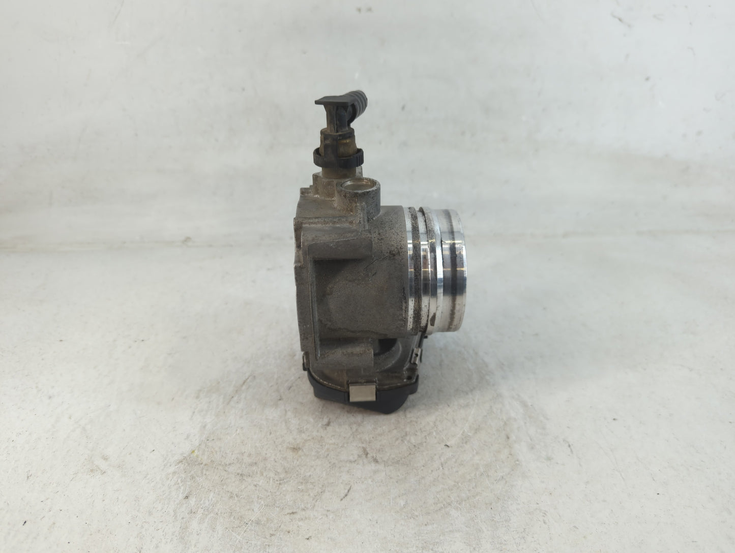 2007-2013 Bmw 328i Throttle Body P/N:7588625-02 1354 Fits Fits 2007 2008 2009 2010 2011 2012 2013 OEM Used Auto Parts - Oemu