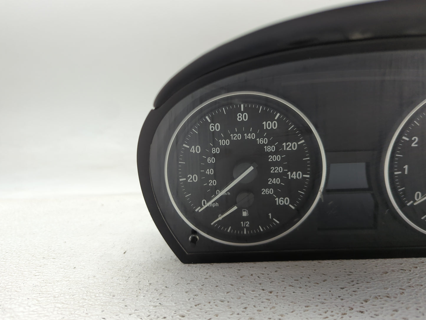 2009-2012 Bmw 335 Instrument Cluster Speedometer Gauges P/N:9242370-01 IK924237001S, A2C53418509 Fits Fits 2009 2010 2011 20