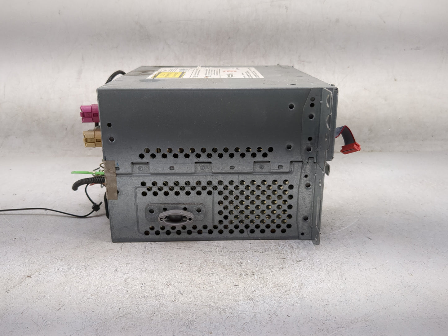 2011-2013 Bmw 335 Radio AM FM Cd Player Receiver Replacement P/N:9583074B2044352 CI9273170001 Fits OEM Used Auto Parts - Oem